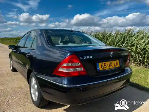 Mercedes-Benz C 200 2002
