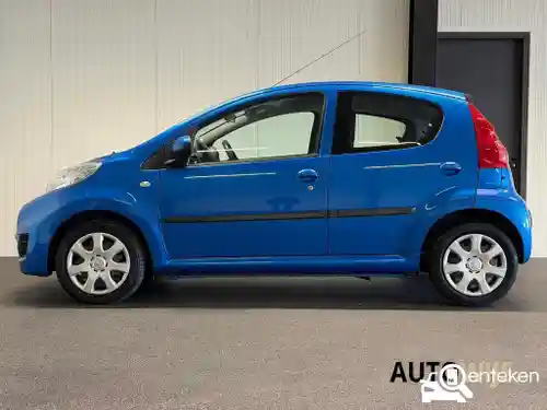 Peugeot 107 1.0 70 2011