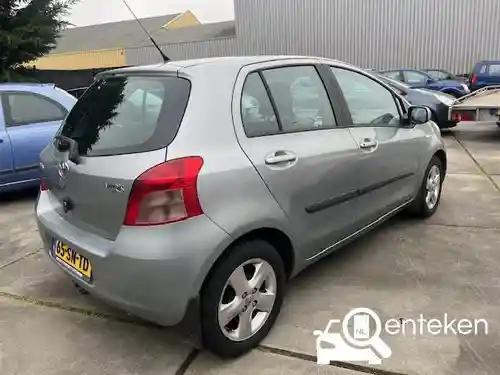Toyota Yaris 1.3 2006