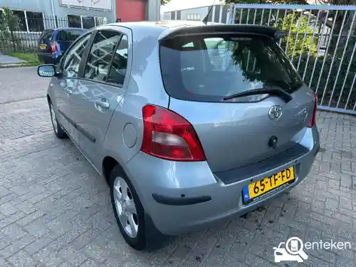 Toyota Yaris 1.3 2006
