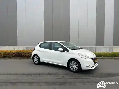 Peugeot 208 1.2 PureTech 82 2012