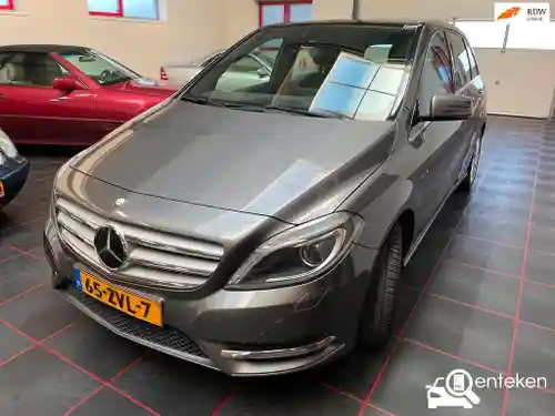 Mercedes-Benz B 250 2013