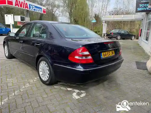 Mercedes-Benz E 240 2003