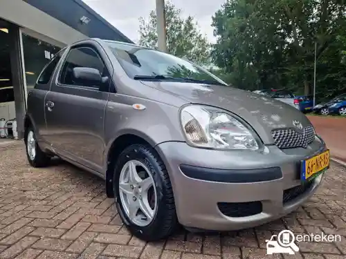 Toyota Yaris 1.3 2004