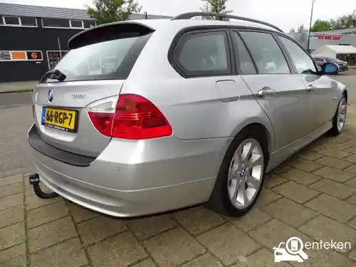 BMW 318i Touring 2008