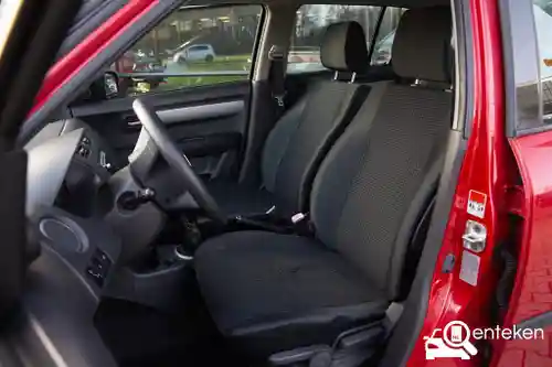 Suzuki Swift 1300 2005