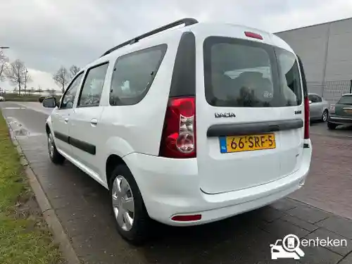 Dacia Logan MCV 1.6 16V 105 2011