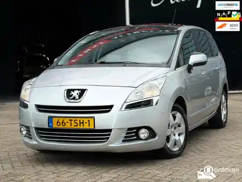 Peugeot 5008 155 THP 2012