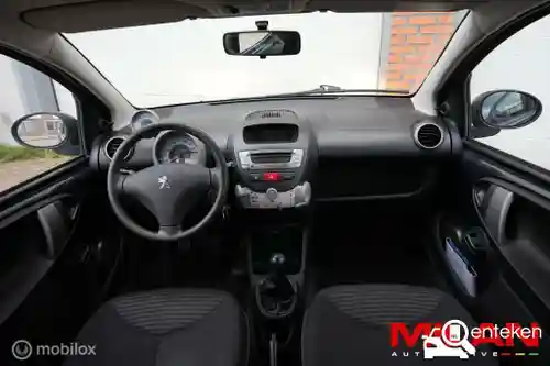 Peugeot 107 1.0 68 2012