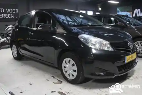 Toyota Yaris 1.0 2012