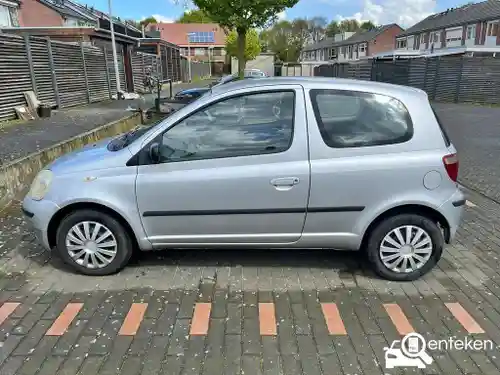 Toyota Yaris 1.0 2000