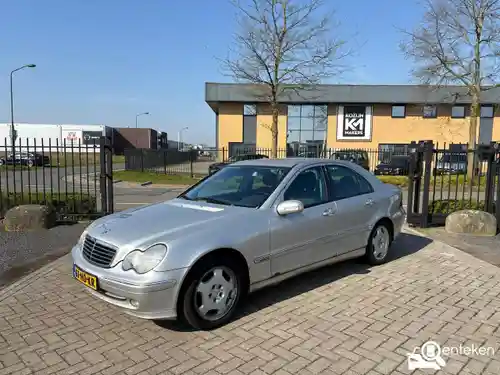 Mercedes-Benz C 180 2001