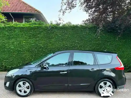 Renault Grand Scénic TCe 130 2009