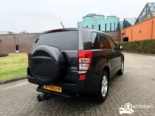 Suzuki Grand Vitara 2.4 2009
