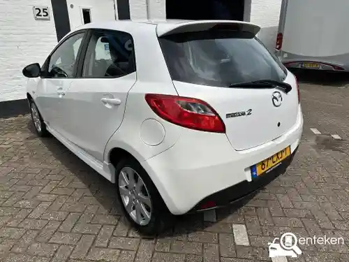 Mazda 2 1.3 2010