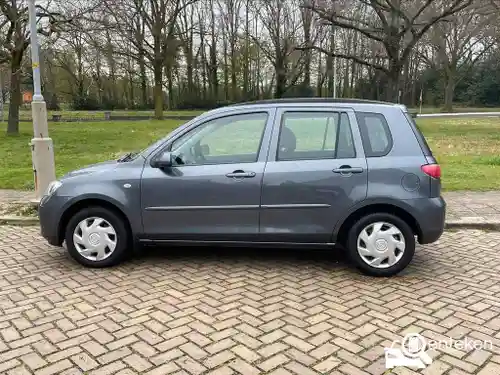 Mazda 2 1.4 2003