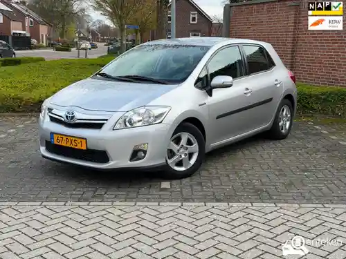 Toyota Auris 1.8 Hybrid 2011