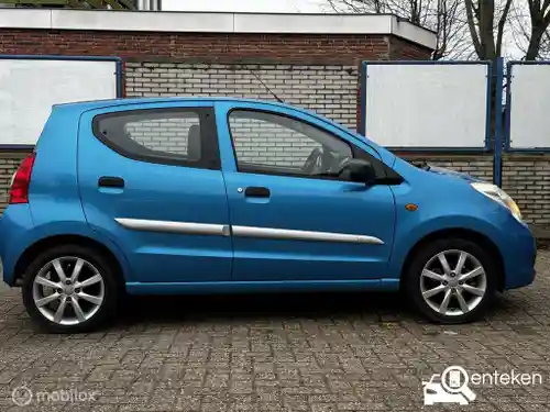 Suzuki Alto 1.0 2011