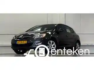 Opel Astra 1.4 Turbo 2011