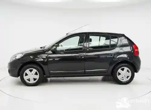 Dacia Sandero 1.2 16V 75 2011