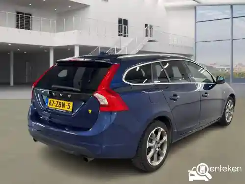 Volvo V60 T3 2012