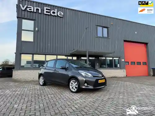 Toyota Yaris 1.5 Hybrid 2013
