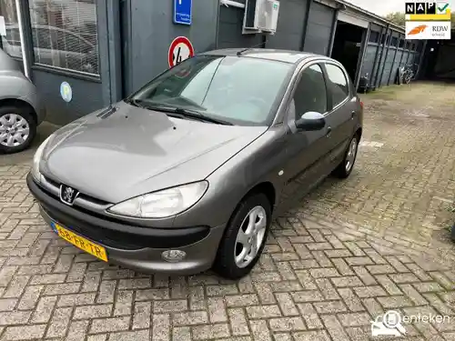 Peugeot 206 75 2000