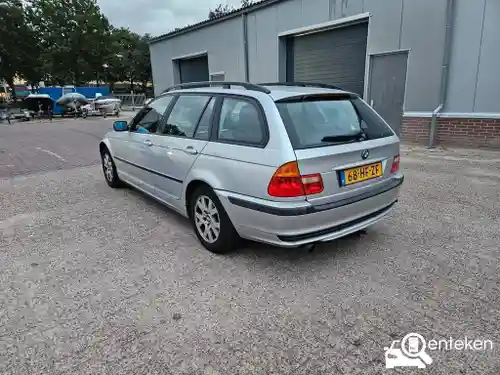 BMW 318i Touring 2001