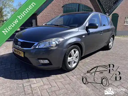 KIA cee´d Sporty Wagon 1.4 ISG 2011