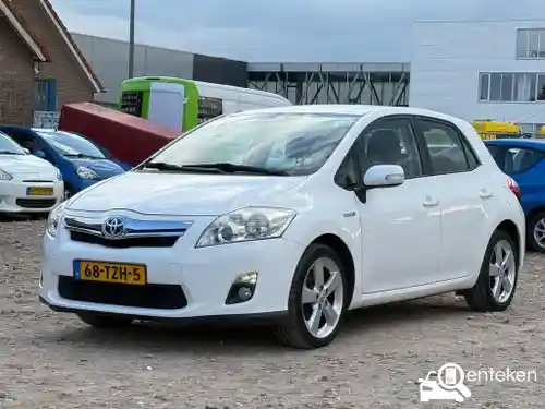 Toyota Auris 1.8 Hybrid 2011
