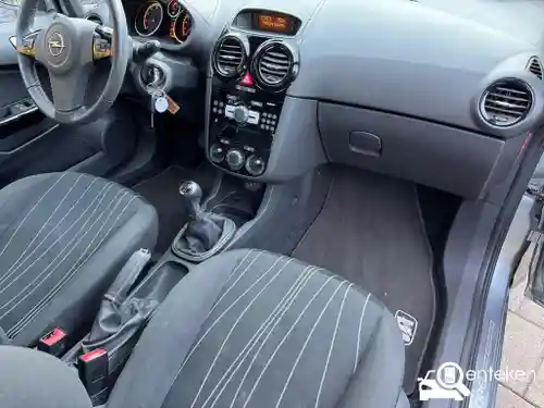Opel Corsa 1.4 Twinport 2010
