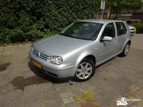 VW Golf 1.6 2003