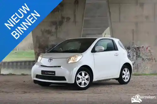 Toyota iQ 1.0 2011