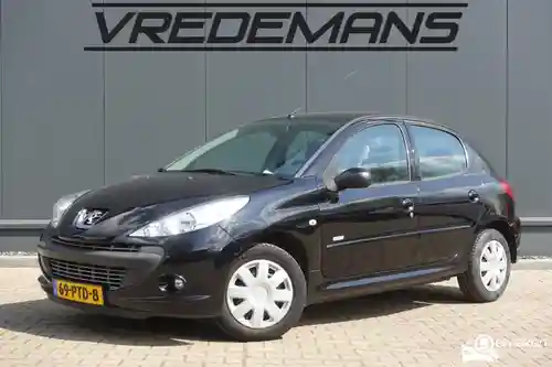 Peugeot 206 75 2011