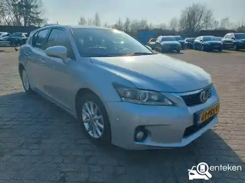Lexus CT 200h 2011