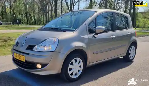 Renault Modus 1.6 16V 110 2011