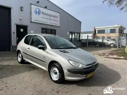 Peugeot 206 75 2005