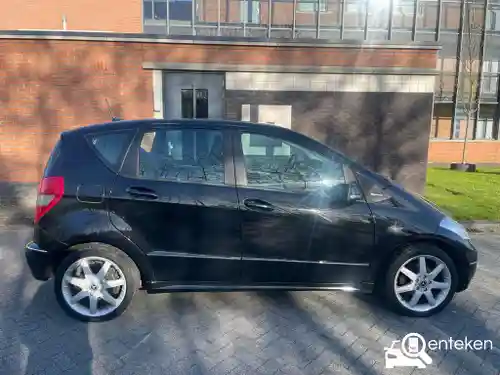 Mercedes-Benz A 160 BlueEFFICIENCY 2011