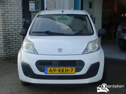Peugeot 107 1.0 68 2012