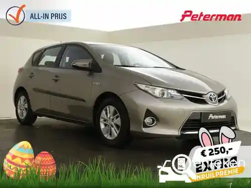 Toyota Auris 1.8 Hybrid 2013