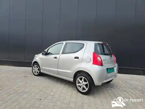 Suzuki Alto 1.0 2011