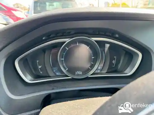 Volvo V40 D2 2013