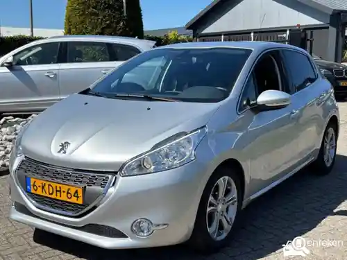 Peugeot 208 1.6 120 VTi 2013