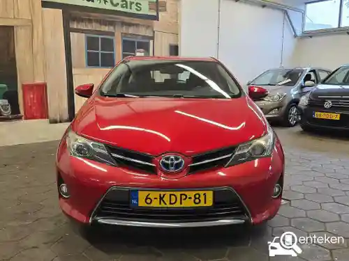 Toyota Auris 1.8 Hybrid 2013