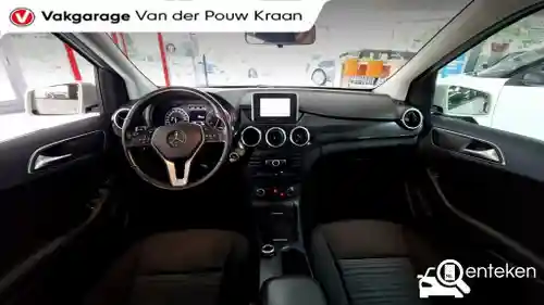 Mercedes-Benz B 180 2013