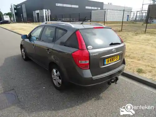 KIA cee´d Sporty Wagon 1.6 CRDi 90 ISG 2012