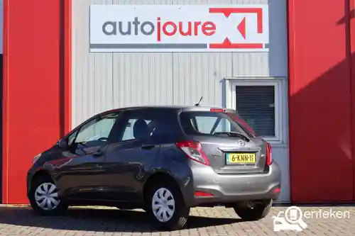 Toyota Yaris 1.0 2013