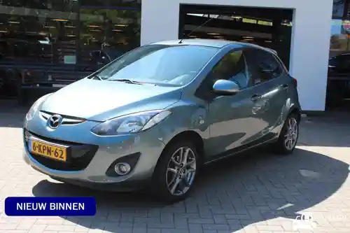 Mazda 2 1.3 2013