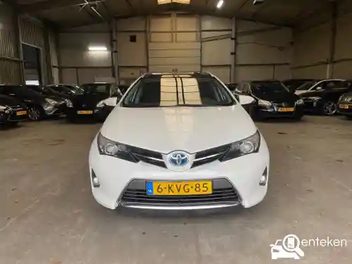 Toyota Auris Touring Sports 1.8 Hybrid 2013