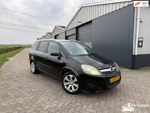 Opel Zafira 2.2 direct 2008